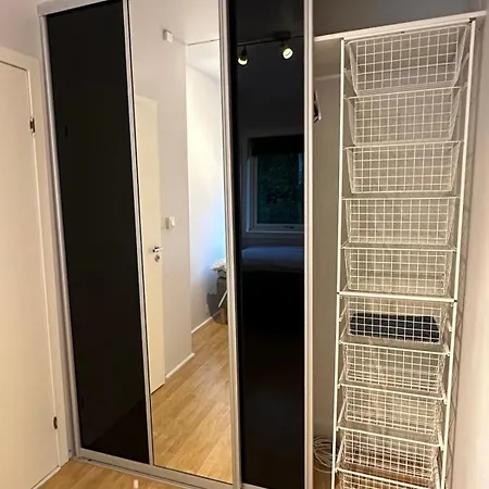 Privat Rom I Koselig Bergenshus * Берген